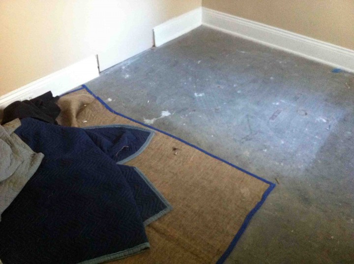 moving_sheets_squat_house