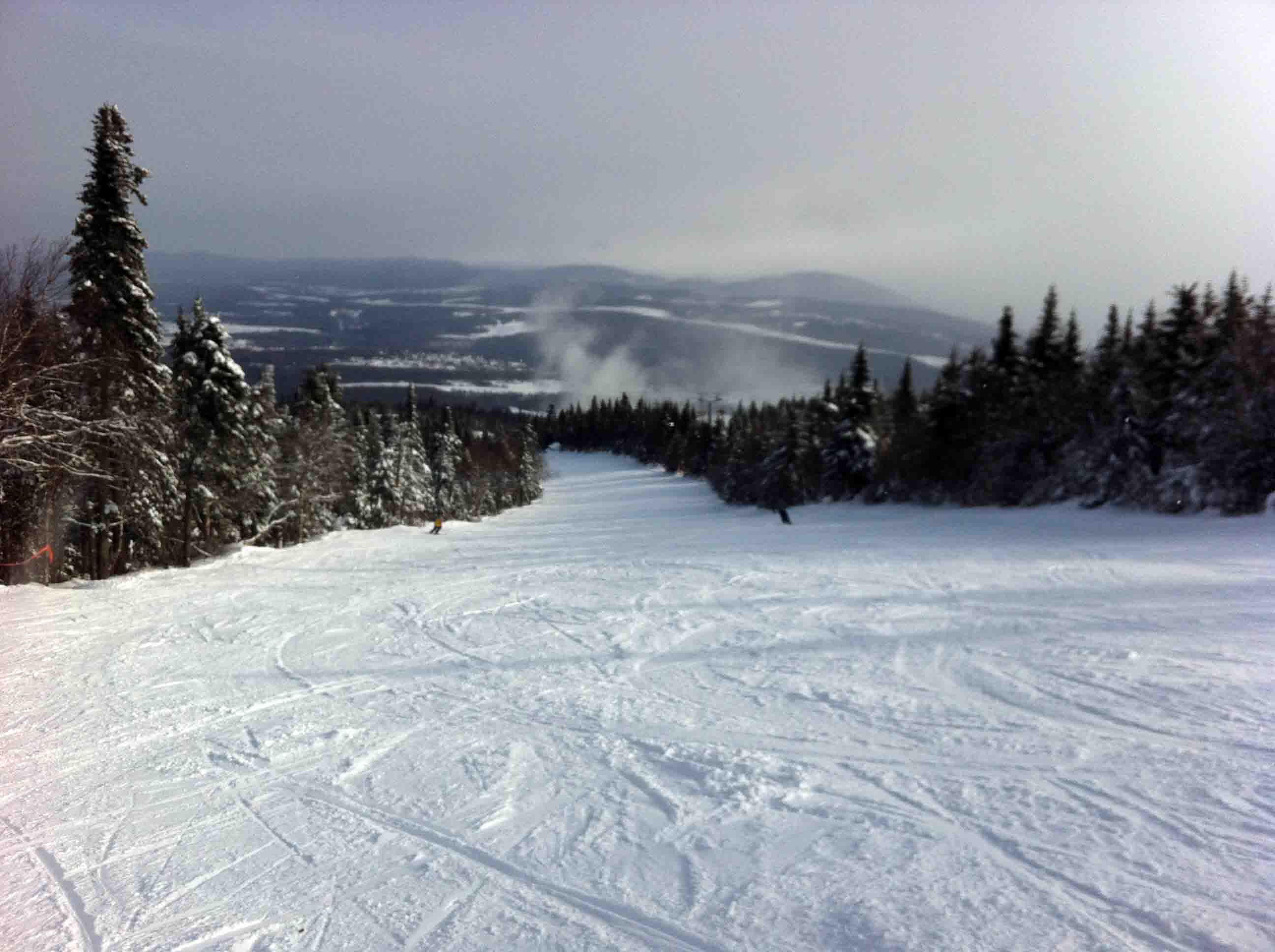 skiing-mont-sainte-anne-in-quebec-canada-stop-having-a-boring-life