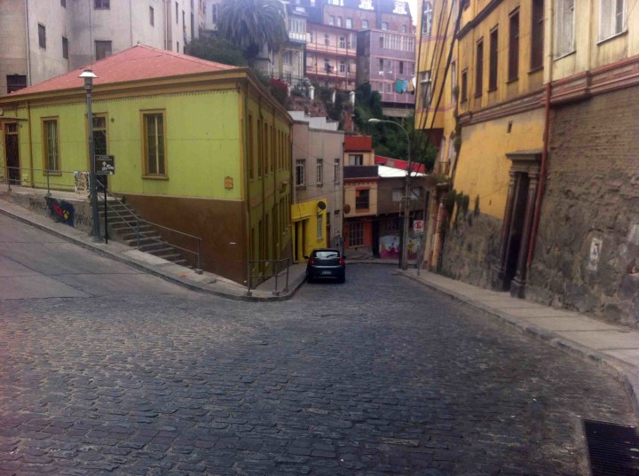 steep_streets_valparaiso