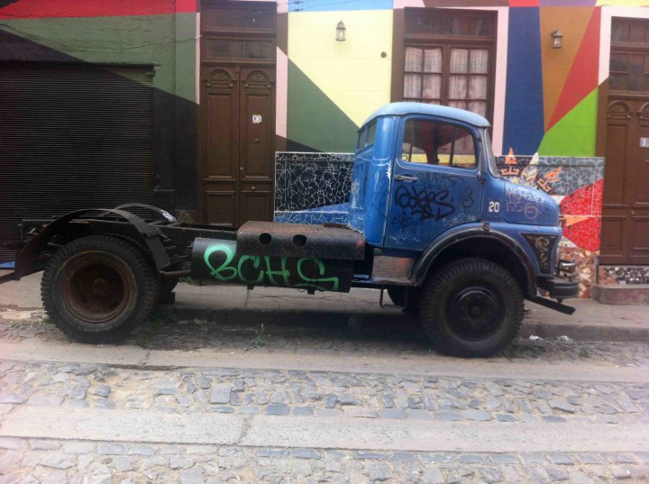 truck_valparaiso_chile