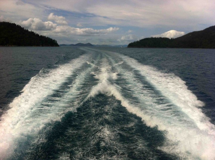 boat_ride_great_barrier_reef_whitsundays