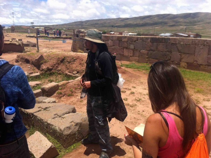 tiwanaku_ruins_bolivia