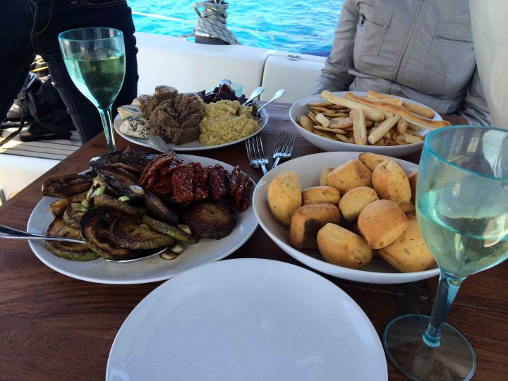 appetizers_sailing_yacht_malta