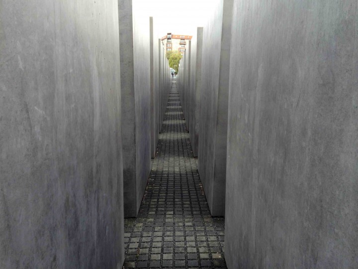 holocaust_memorial_berlin_germany