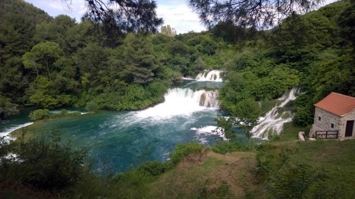 top_waterfall_krka_national_park_croatia