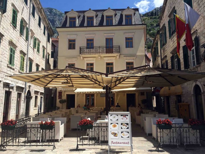 cafe_old_town_kotor_montenegro