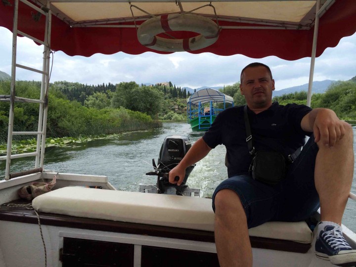 driver_skadar_lake_montenegro