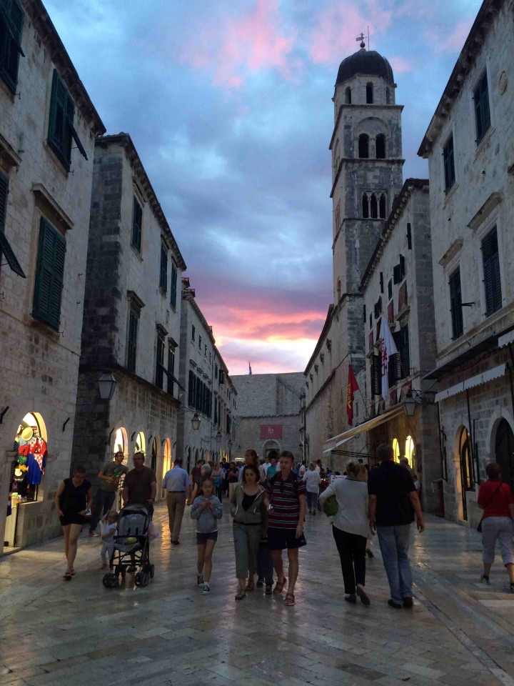 dusk_red_skies_oldcity_dubrovnik_croatia