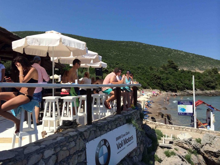 patio_almara_beach_club_lustica_bay