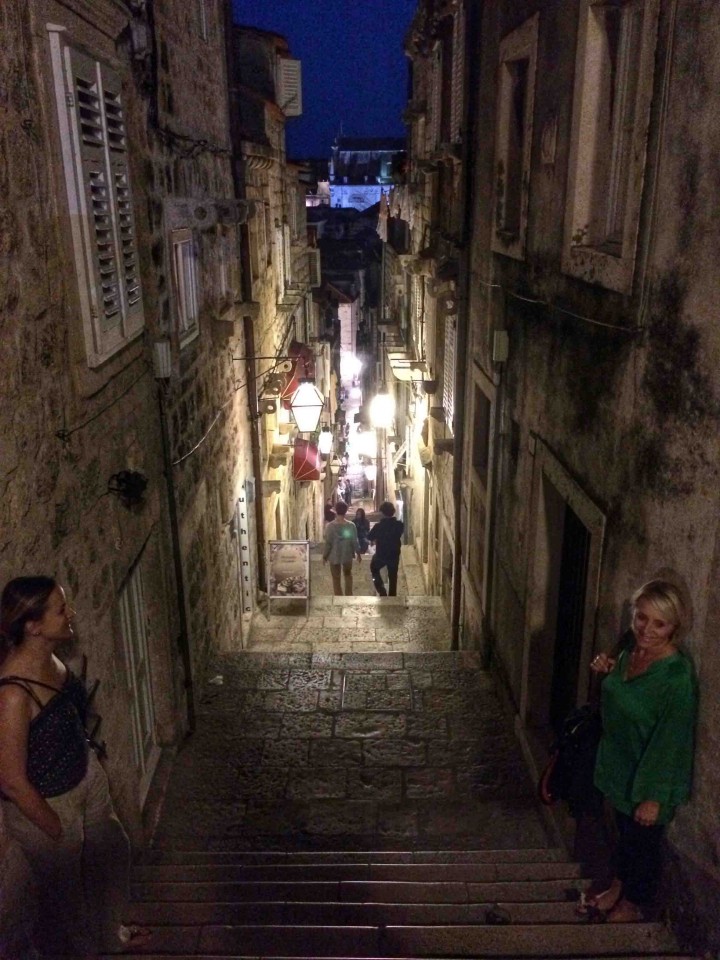 small_side_streets_dubrovnik_croatia