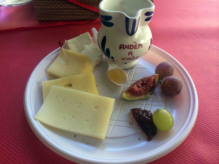 cheese_platter_sagra_dei_crotti_chiavenna_italy