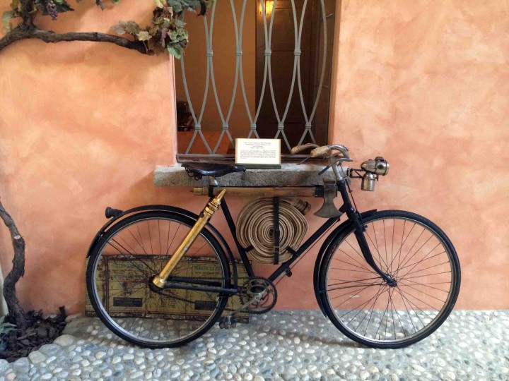 old_firestation_bike_sagra_dei_crotti_chiavenna_italy