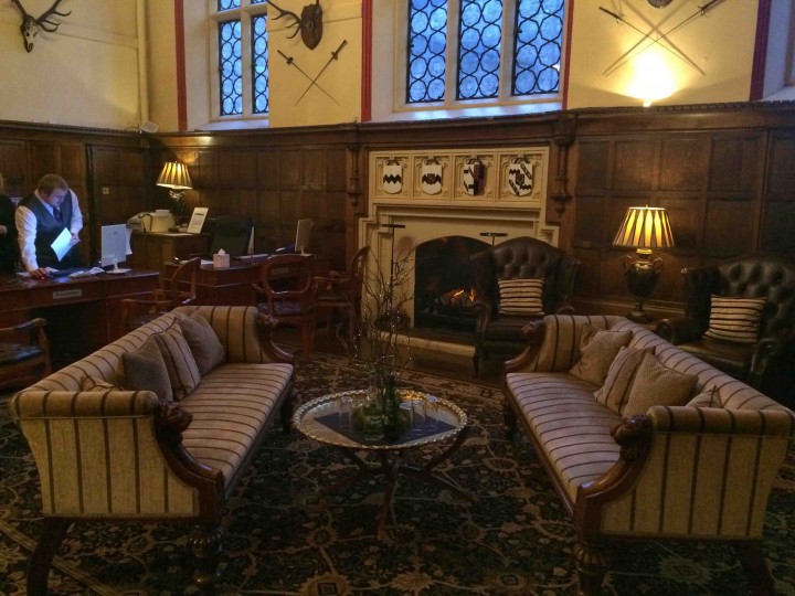 ruthin-castle-hotel-lobby