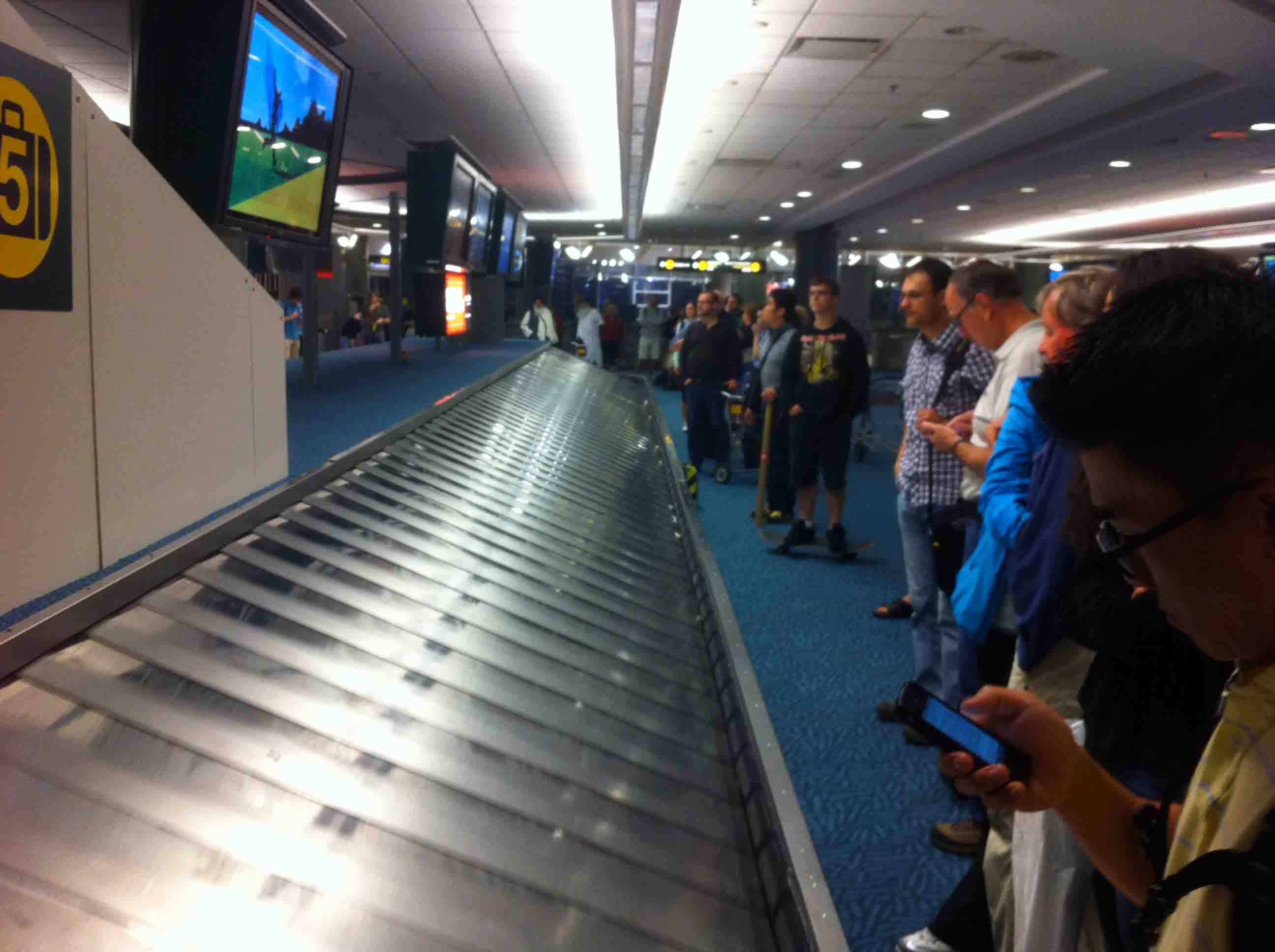 airline baggage claim