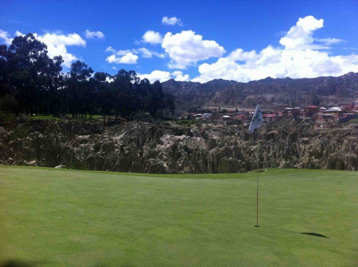 crazy_la_paz_golf_club_bolivia