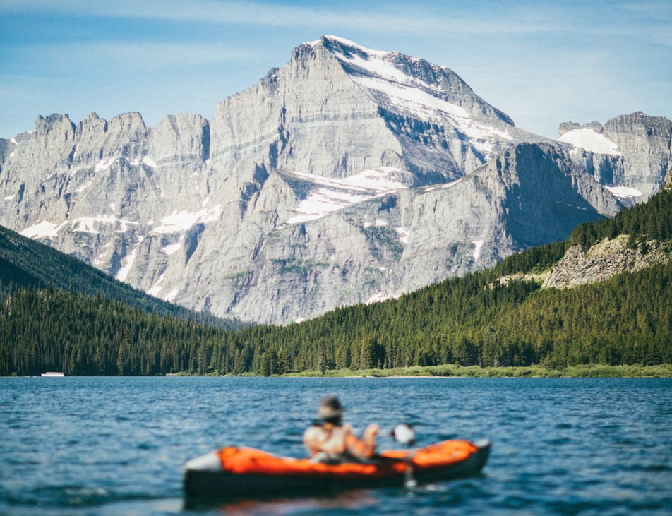 Waters Widom: A Guide to River Kayaking
