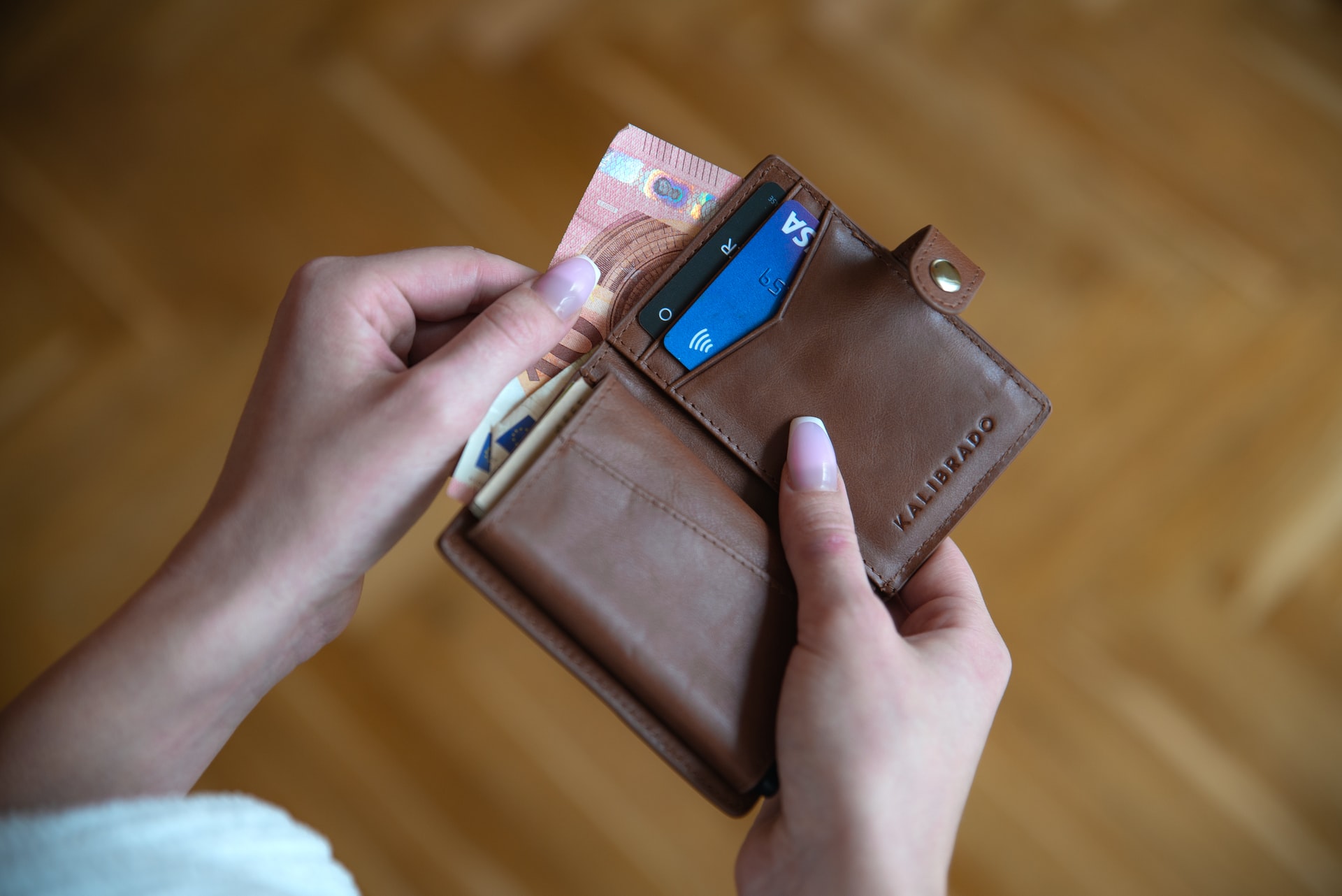 Why Men and Women Need Personalized Wallets?