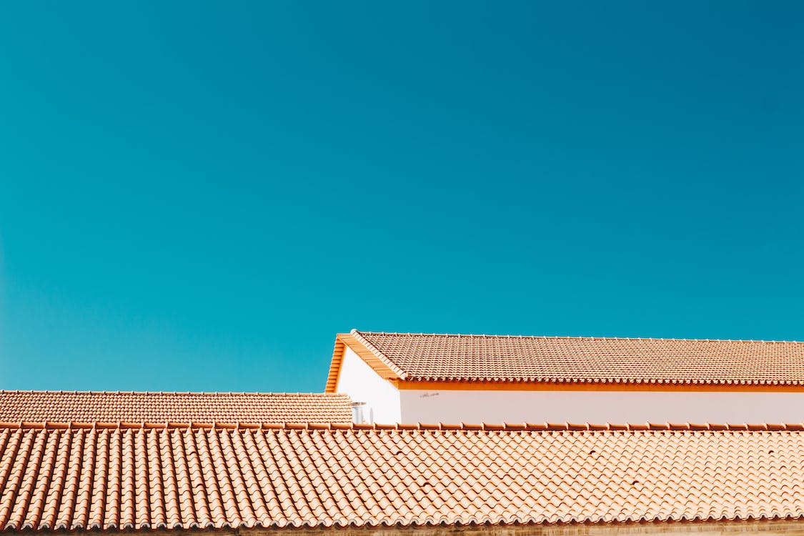 How to Give Your Roof a Luxurious Look