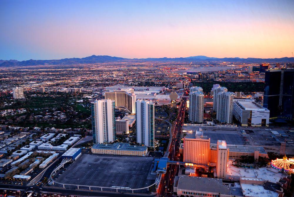 Why Would You Want to Live in Las Vegas Retirement Communities?