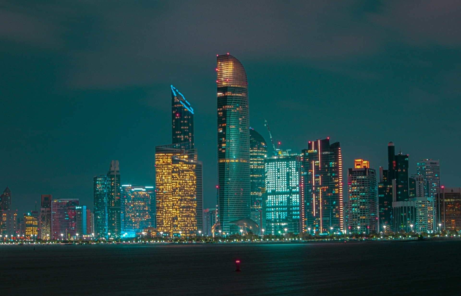 A Romantic Escape to Abu Dhabi: A Checklist for an Unforgettable Vacation