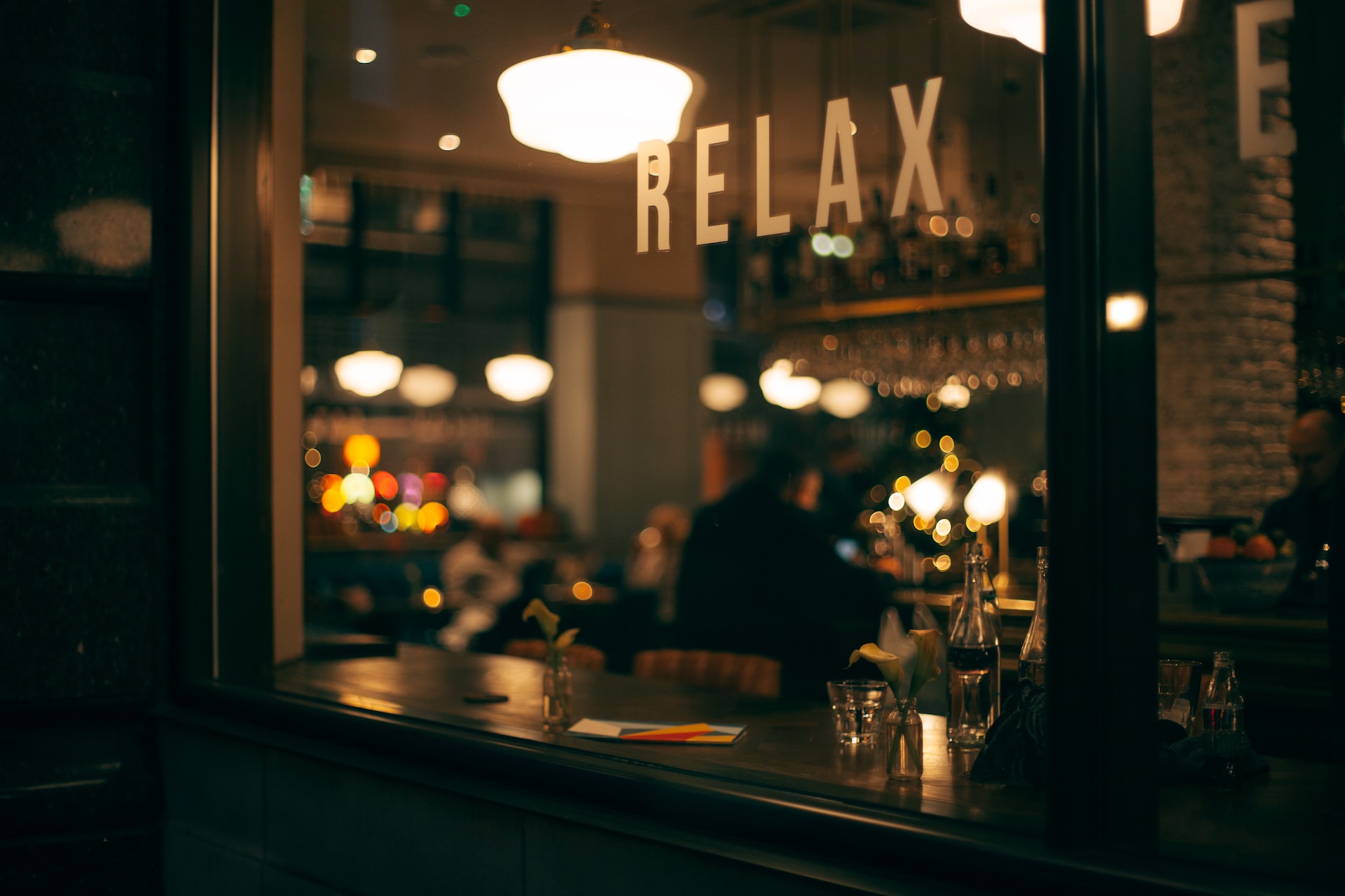 The Importance of Atmosphere in Cafes: How it Affects Your Productivity and Mood