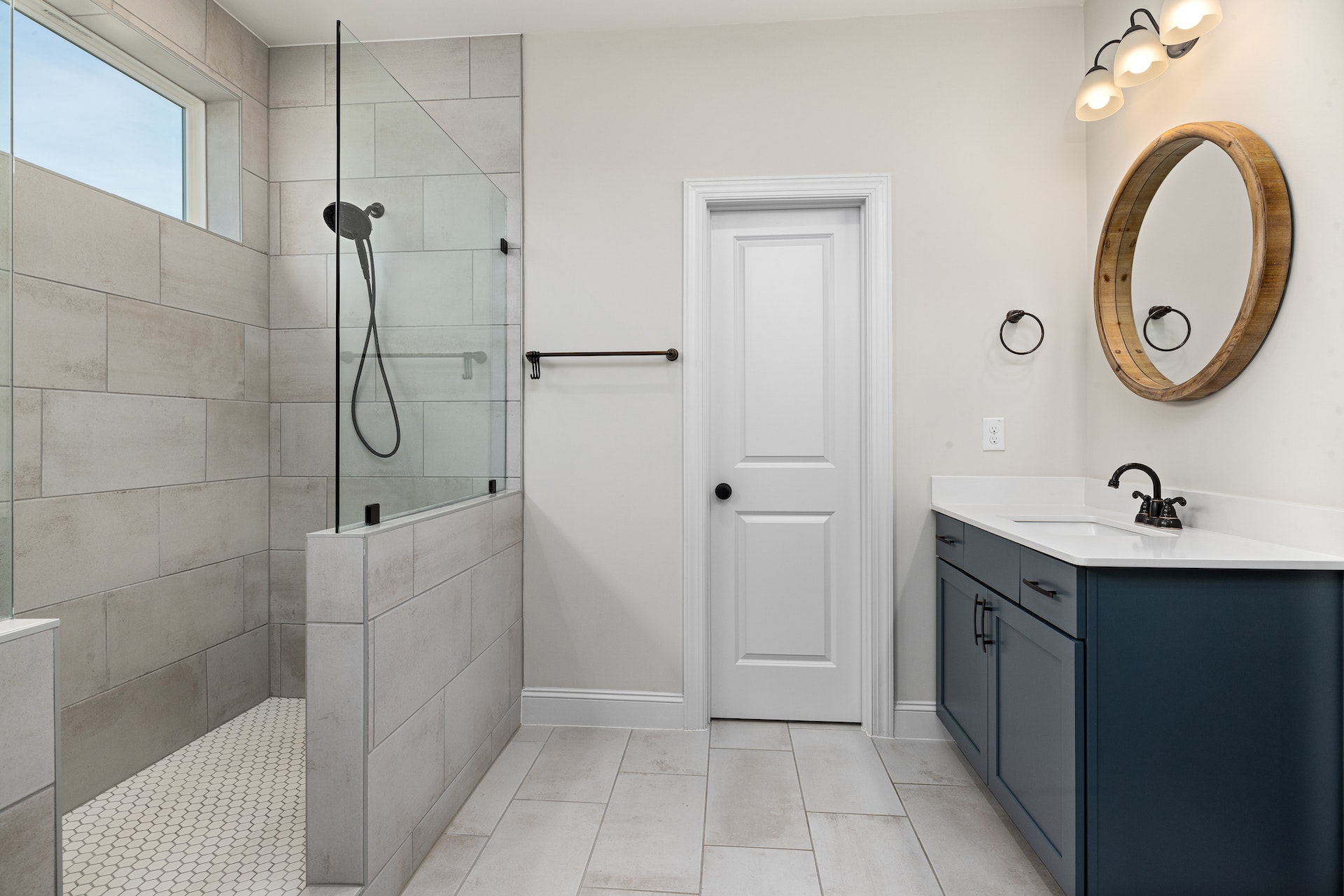 9 Bathroom Design Trends That Are Hot In 2023