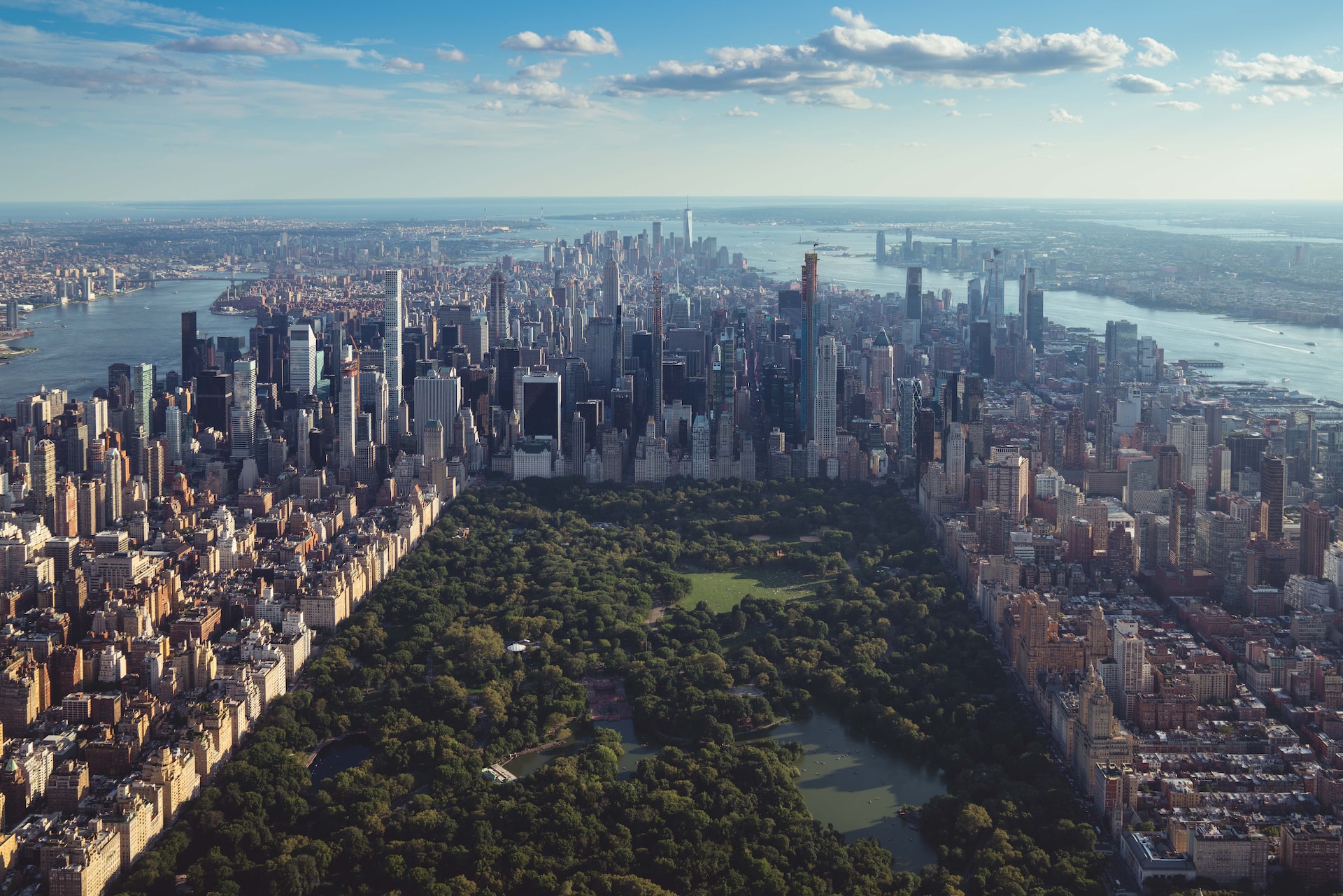 4 Key Factors to Consider Before Buying a Home in Manhattan
