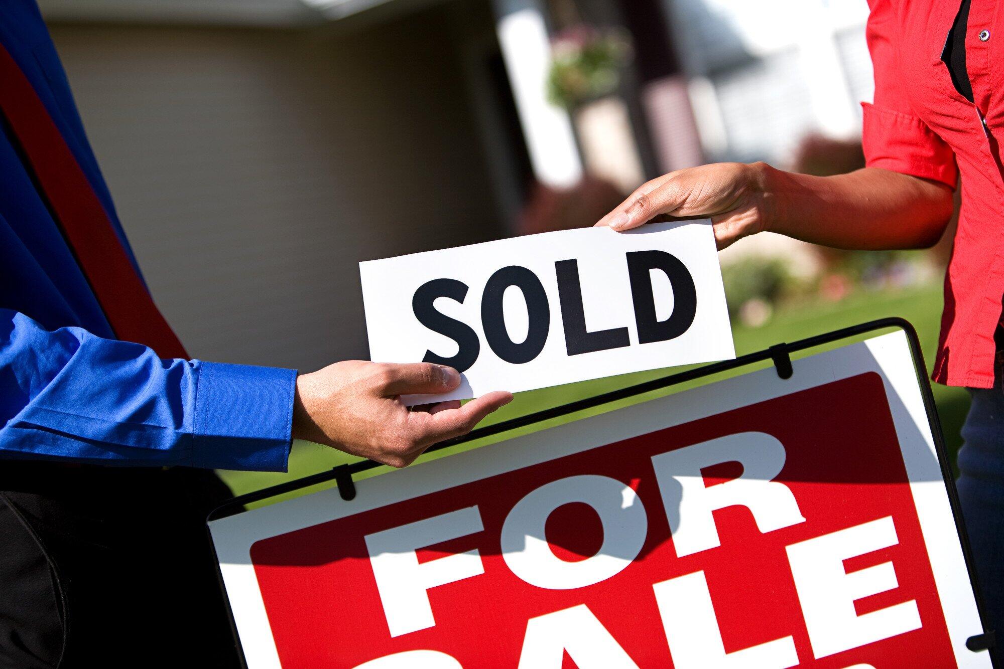 How Much Do You Lose Selling a House As-Is?