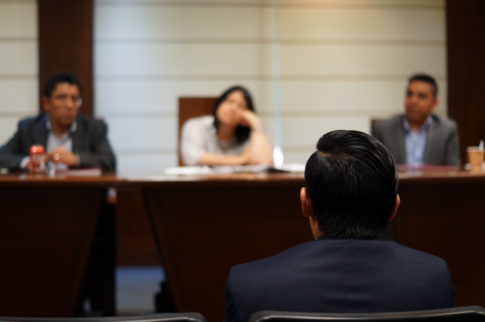 7 Key Considerations When Hiring the Best Criminal Defense Attorney