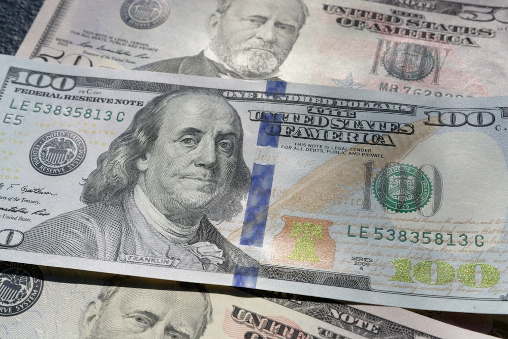 How to Secure the Best Rates When Sending Money to Sri Lanka?