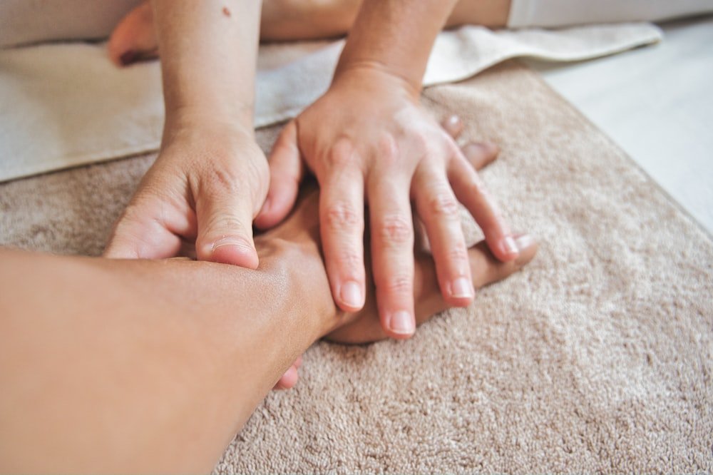 How Massage Therapy Soothes Muscular Tension and Discomfort