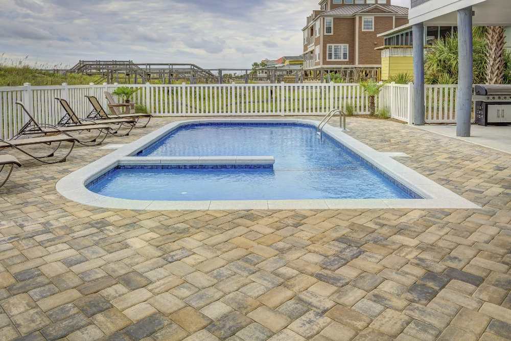 How to Choose the Right Pool Builders: Tips and Factors to Consider