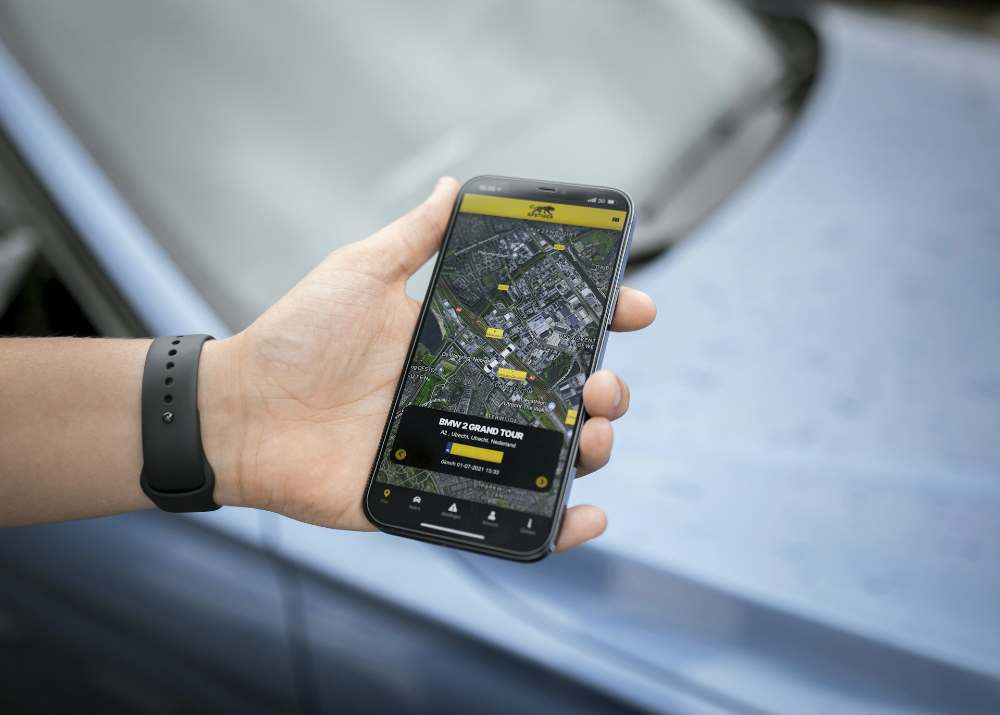 Why Vehicle Trackers are Essential in Today’s World