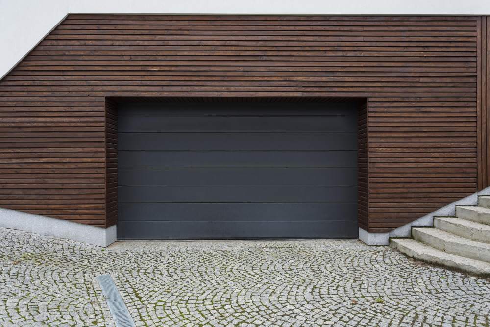 The Benefits of Installing an Aluminum Garage Door for Your Home