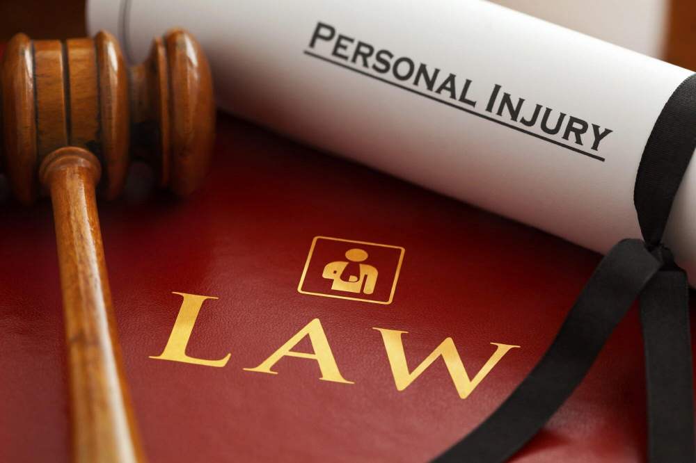 Navigating the Legal System: How Injury Lawyers Work on Your Behalf