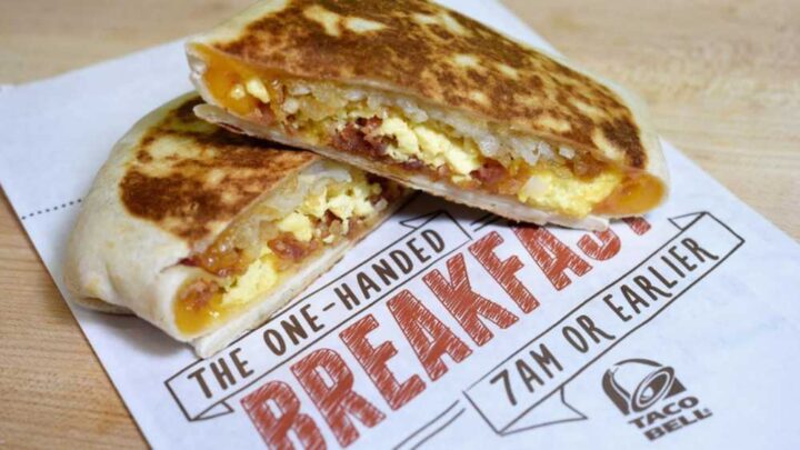 what time does taco bell stop serving breakfast
