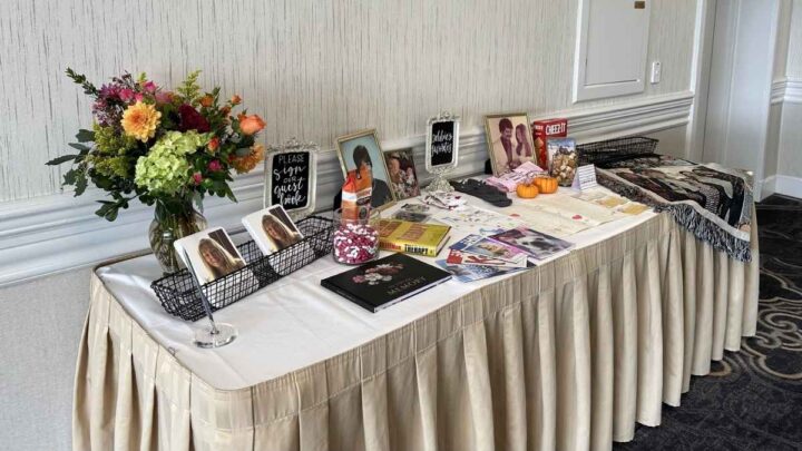 celebration of life table ideas