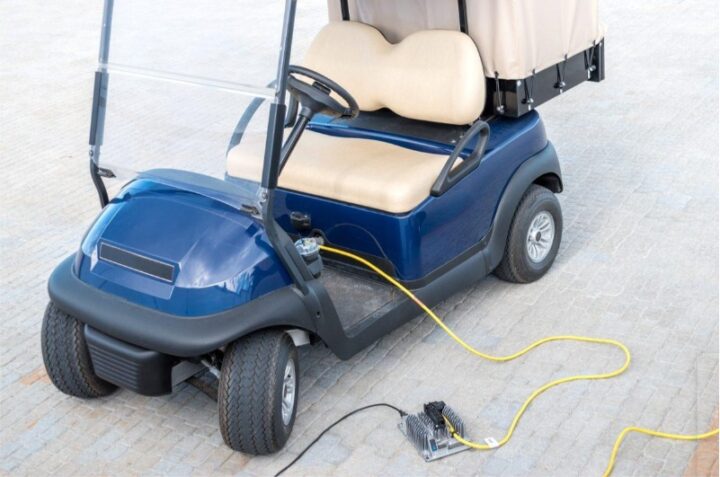 how long do trojan golf cart batteries last