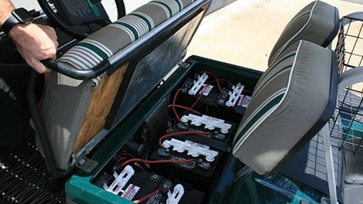 How Long Do Golf Cart Batteries Last and When to Replace?