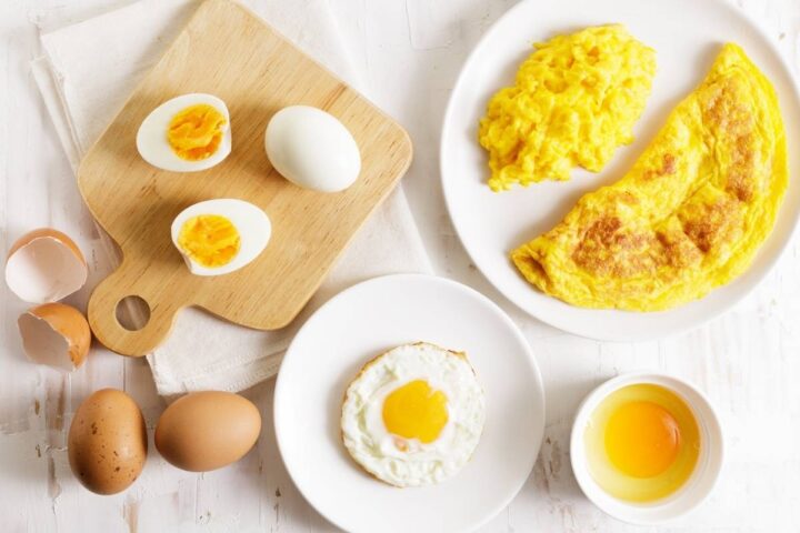 how much protein in 2 eggs