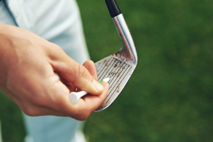 how to clean golf clubs