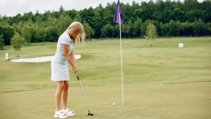 can you wear a tennis dress to play golf