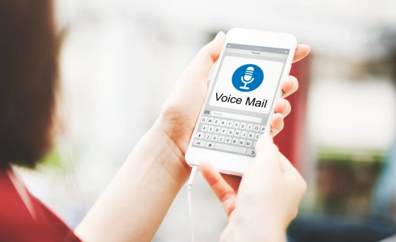 How to Track and Optimize Your Voicemail Campaign Performance